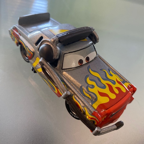Disney Pixar Cars Darrell Cartrip Metallic Silver Chase Die cast 3”